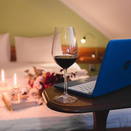 Aivengo Hotel Kolodenka エクステリア 写真