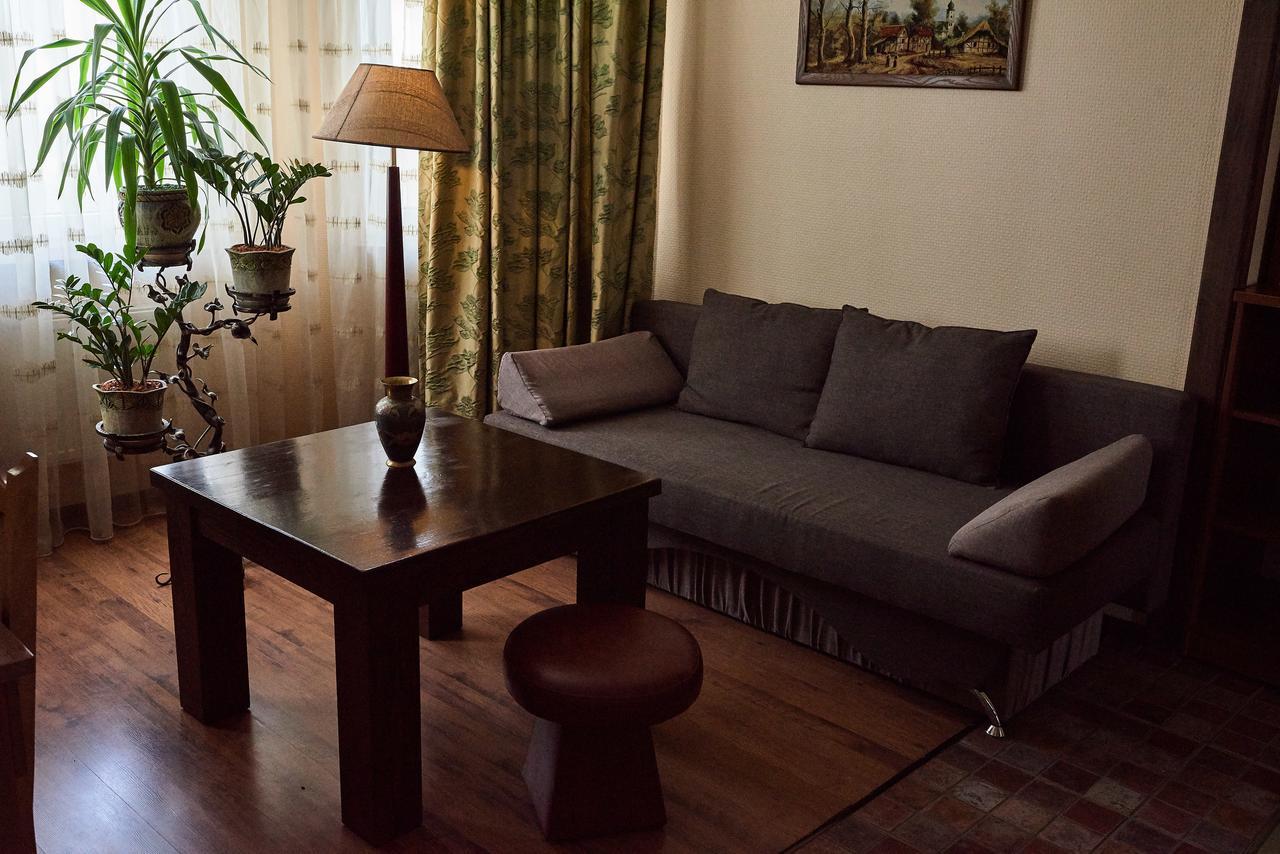 Aivengo Hotel Kolodenka エクステリア 写真
